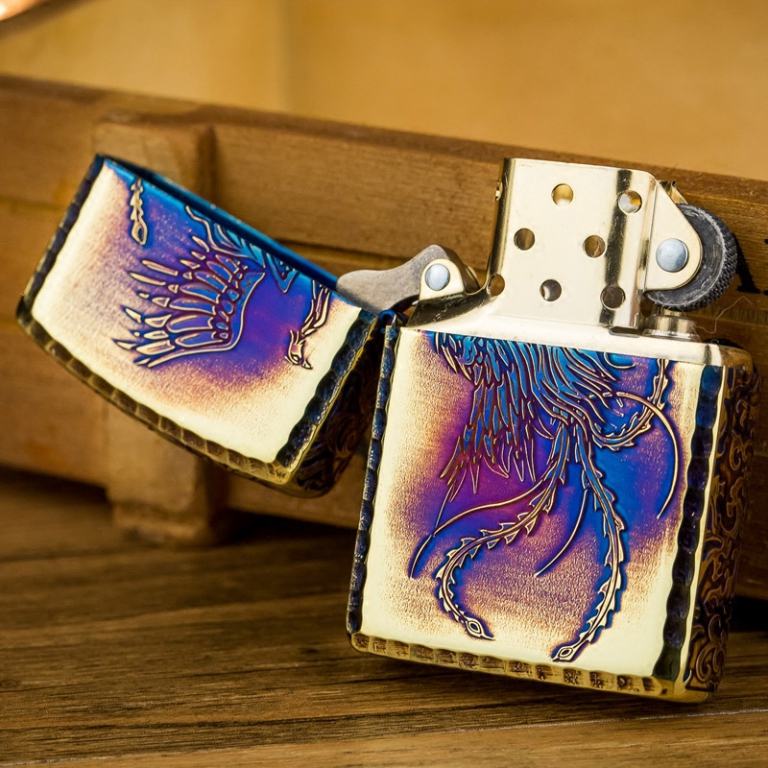 Zippo Chính Hãng Màu Vàng Đốt Khắc Phượng Hoàng Cùng Hoa Văn Arab Vỏ Dày Armor